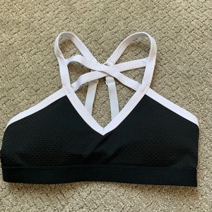 Lorna Jane LJ XS sports bra